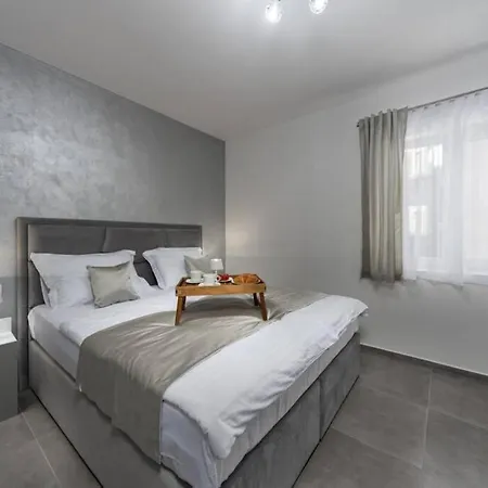 Danica With Pool Bibinje