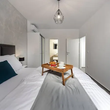 Danica With Pool Bibinje