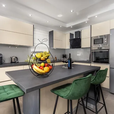 Danica With Pool * Bibinje