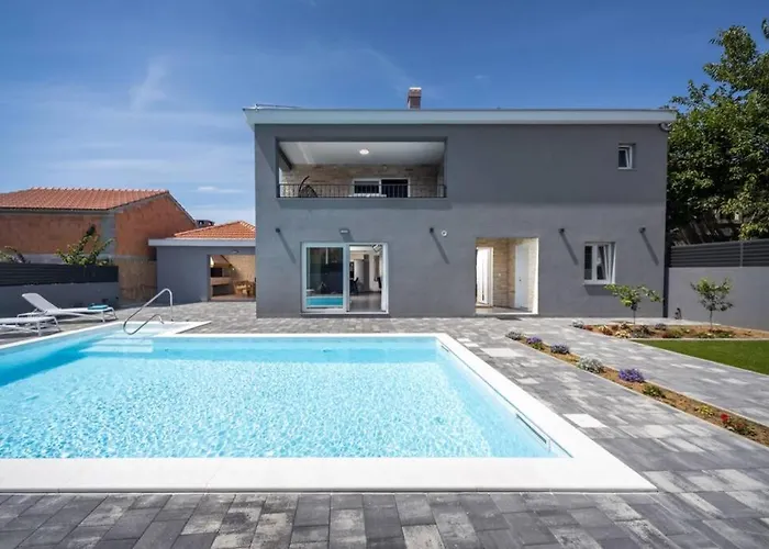 וילה Danica With Pool ביבינייה