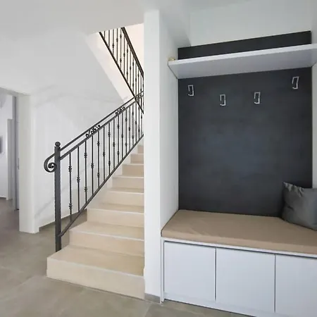 Danica With Pool Villa Bibinje