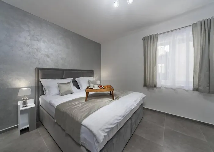 Danica With Pool Bibinje